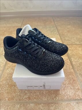 Womens Black Glitter Lace-Up Sneakers